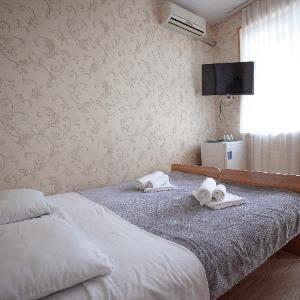 Rich Hotel