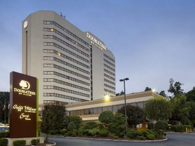 Гостиница Doubletree George Washington Bridge