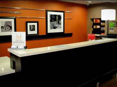 Гостиница Hampton Inn And Suites I-10 / Central