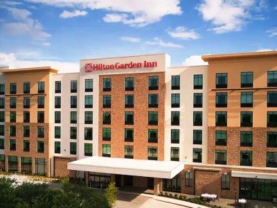 Гостиница Hilton Garden Inn At Silverlake Crossing