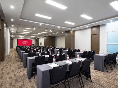 Гостиница Ramada By Wyndham Xi'An Chanba