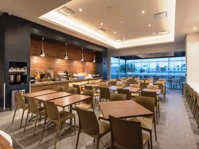 Гостиница Microtel Inn And Suites Guadalajara Sur