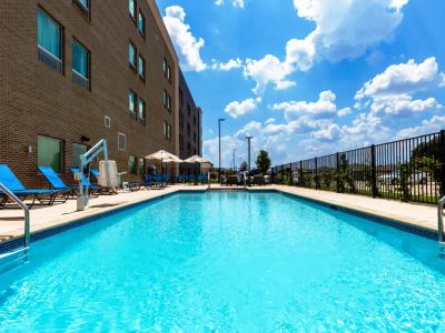 Гостиница La Quinta Inn And Suites Round Rock East
