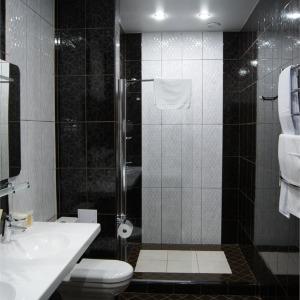 Hotel 1000 and 1 night