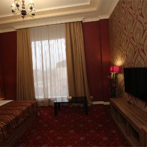 Hotel 1000 and 1 night