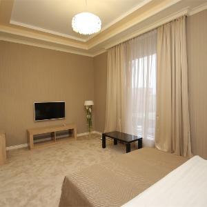 Hotel 1000 and 1 night