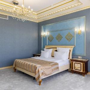 Hotel 1000 and 1 night