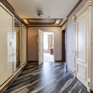Hotel 1000 and 1 night