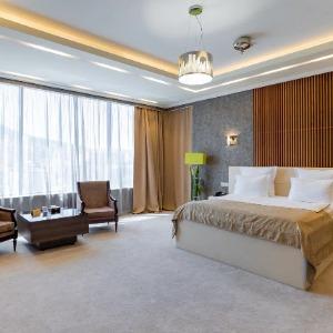Hotel 1000 and 1 night