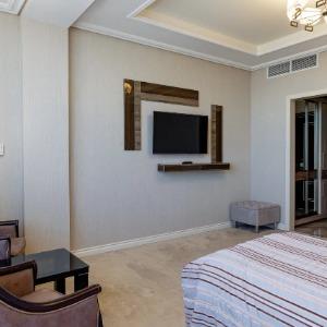 Hotel 1000 and 1 night