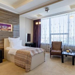 Hotel 1000 and 1 night