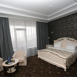 Hotel 1000 and 1 night