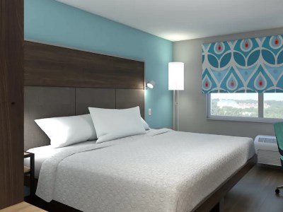 Hotel Tru By Hilton Naperville Chicago