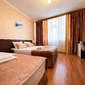 Hotel Wingover