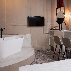 JOY Hotel