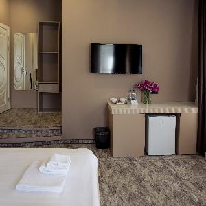 JOY Hotel