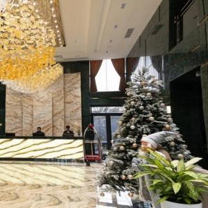 Hotel Mir Luxe Plaza