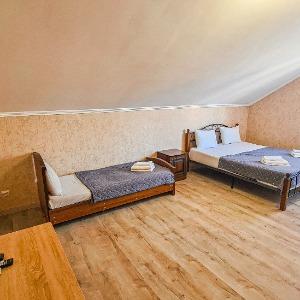 Accomodation facility Art House