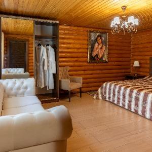 Hotel Usadba Familia
