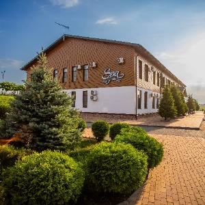 Hotel Usadba Familia