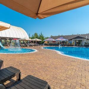 Hotel Usadba Familia
