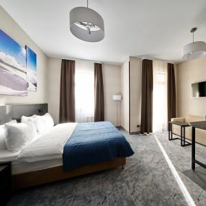Hotel AZIMUT Apartments Valset Premium