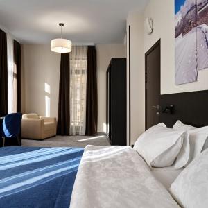 Hotel AZIMUT Apartments Valset Premium