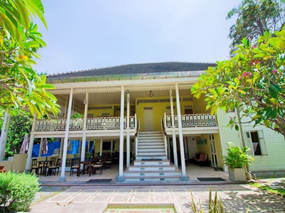 Hotel Baan Bayan Beach