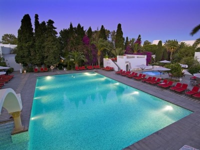 Гостиница Orangers Beach Resort And Bungalows