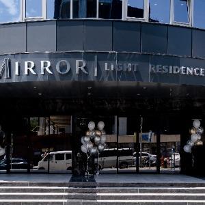 Hotel Mirror Light Residence