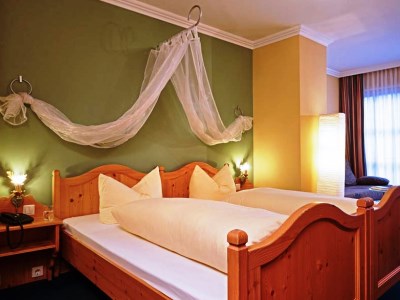 Гостиница Hotel Zum Maximilian