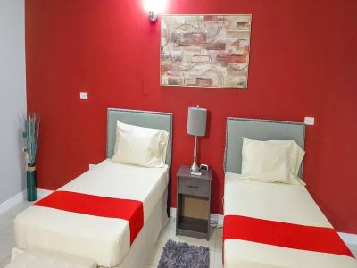 Hotel New Kingston Guest Apartment At Donhead