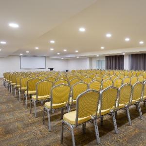 Гостиница Мовенпик Резорт энд Спа Анапа Мираклеон