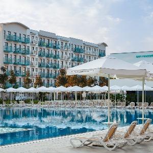 Гостиница Город Мира Фэмили Резорт & Спа Анапа Мираклеон