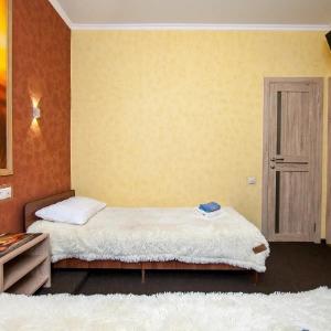Guest house Schastlivy Slon