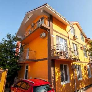 Guest house Schastlivy Slon