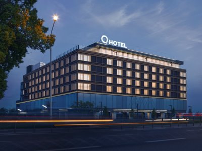 Гостиница Q Hotel Plus Wroclaw Bielany