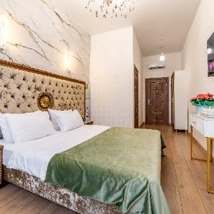 Hotel Senator Neolit (f. Astoria Neolit)