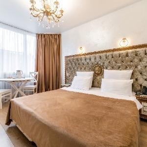 Hotel Senator Neolit (f. Astoria Neolit)