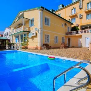 Hotel Noy+