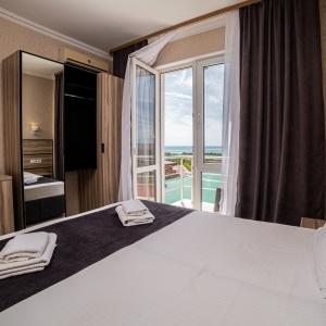 Hotel Noy+