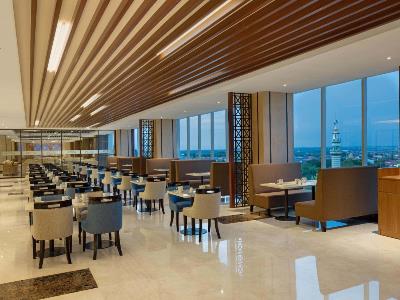 Гостиница Aston Gresik Hotel And Conference Center