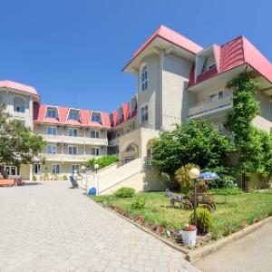 Hotel Chyornoe More