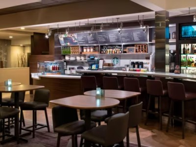 Гостиница Courtyard Chicago Waukegan / Gurnee