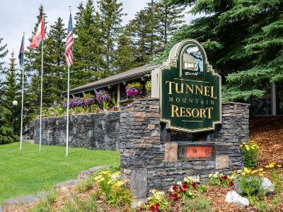Hotel Tunnel Mountain Resort