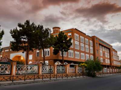 Гостиница Parsian Safayieh