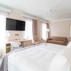 Hotel Russian Seasons Vyatskoye Village 5*