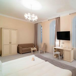 Hotel Russian Seasons Vyatskoye Village 4*