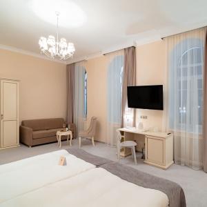 Russian Seasons Vyatskoye Village Spa Hotel 5*