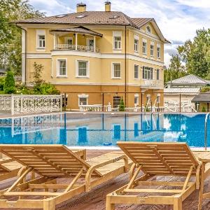 Russian Seasons Vyatskoye Village Spa Hotel 5*